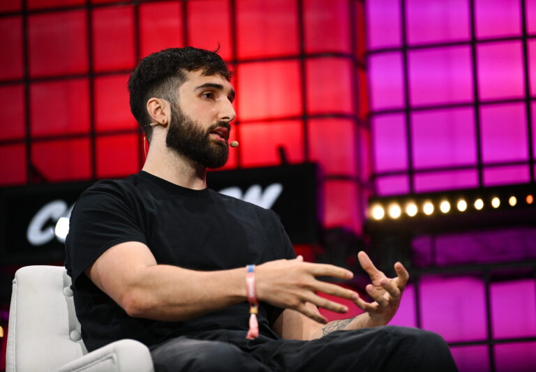 Rivian wybiera CEO Cohere do swojego zarządu w najnowszym sygnale, że producent pojazdów elektrycznych jest optymistycznie nastawiony do sztucznej inteligencji
