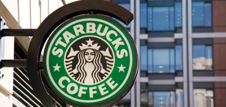 Strategia marketingu cyfrowego Starbucks: jak osiągnąć sukces